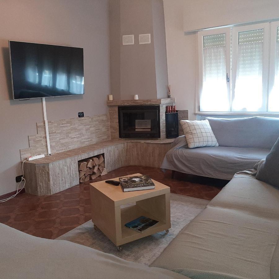 Kevin House Villa Marlia ภายนอก รูปภาพ